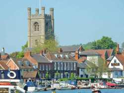 Curious About Henley On Thames